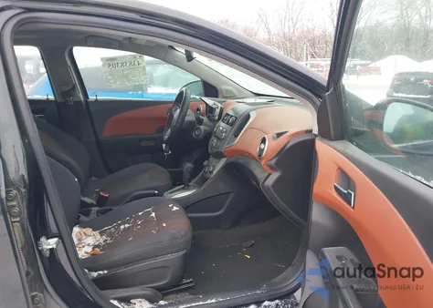 2013 Chevrolet Sonic Lt Auto z USA, uszkodzony, nr VIN 1G1JC5SB2D4118338